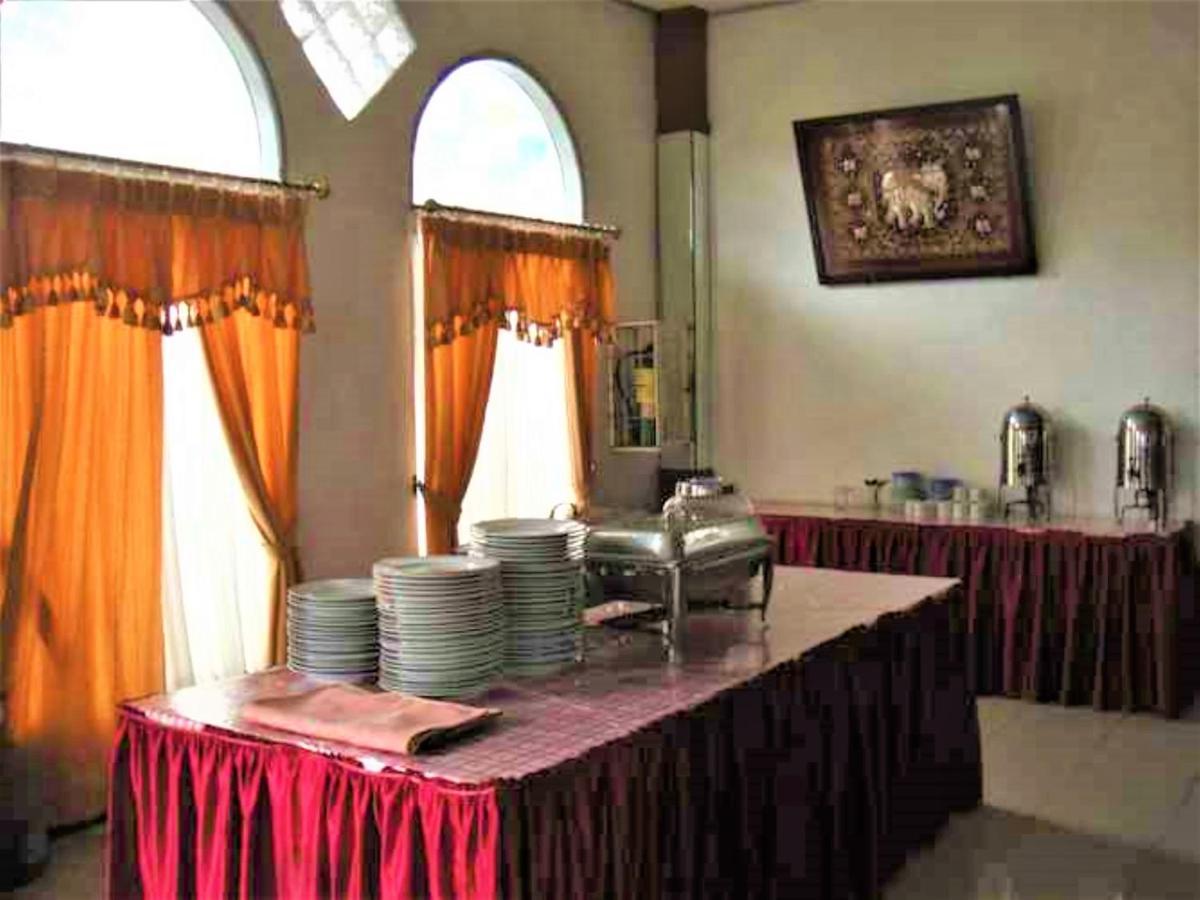 Hotel Asia Bukittinggi Exteriör bild
