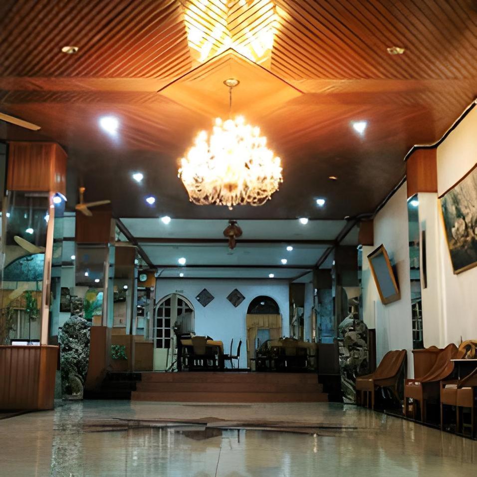 Hotel Asia Bukittinggi Exteriör bild