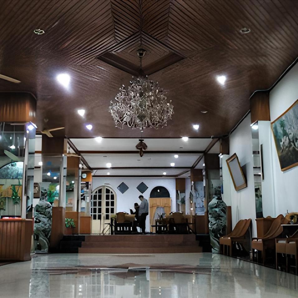 Hotel Asia Bukittinggi Exteriör bild