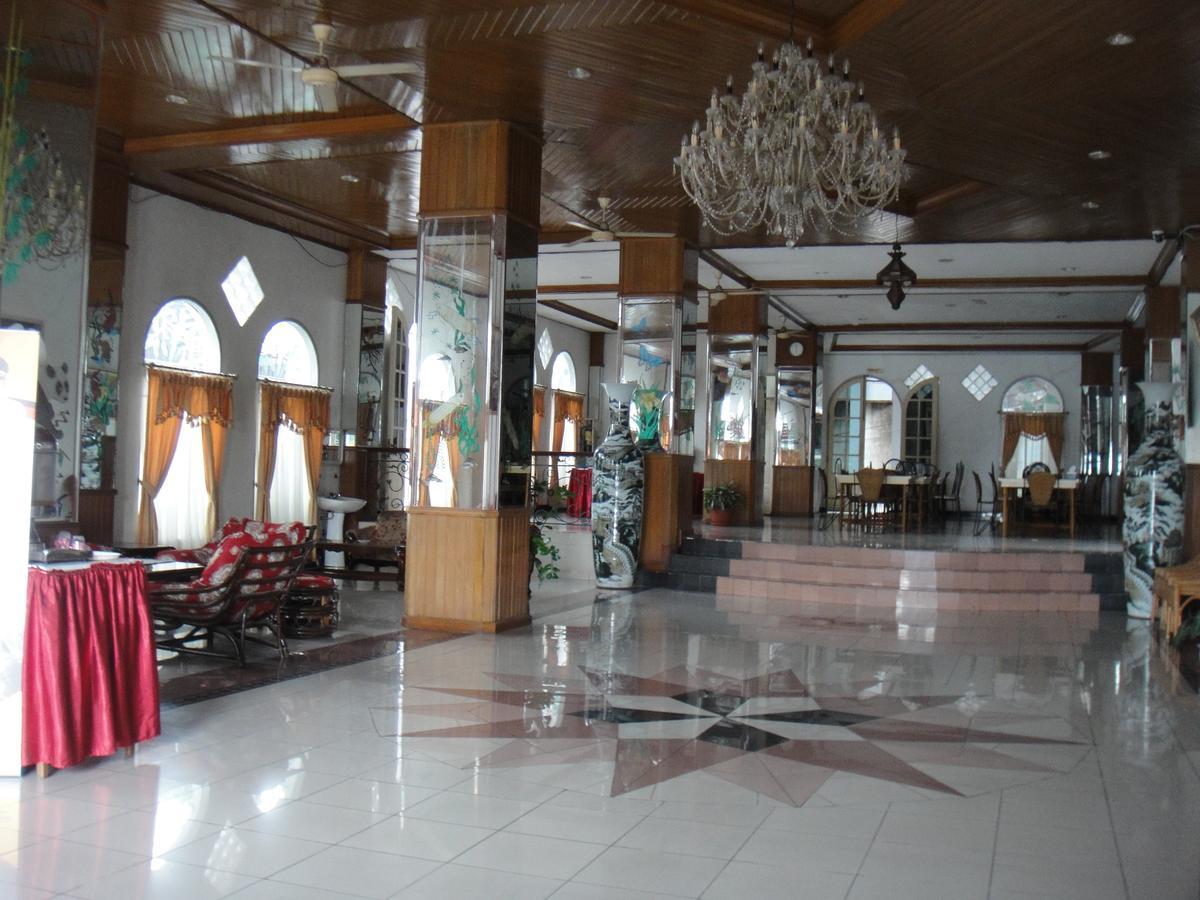 Hotel Asia Bukittinggi Exteriör bild